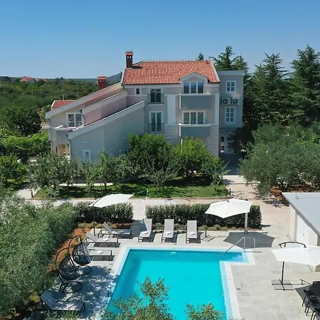 Villa Adrian